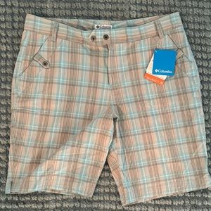 Columbia Women’s Plaid Shorts NWT